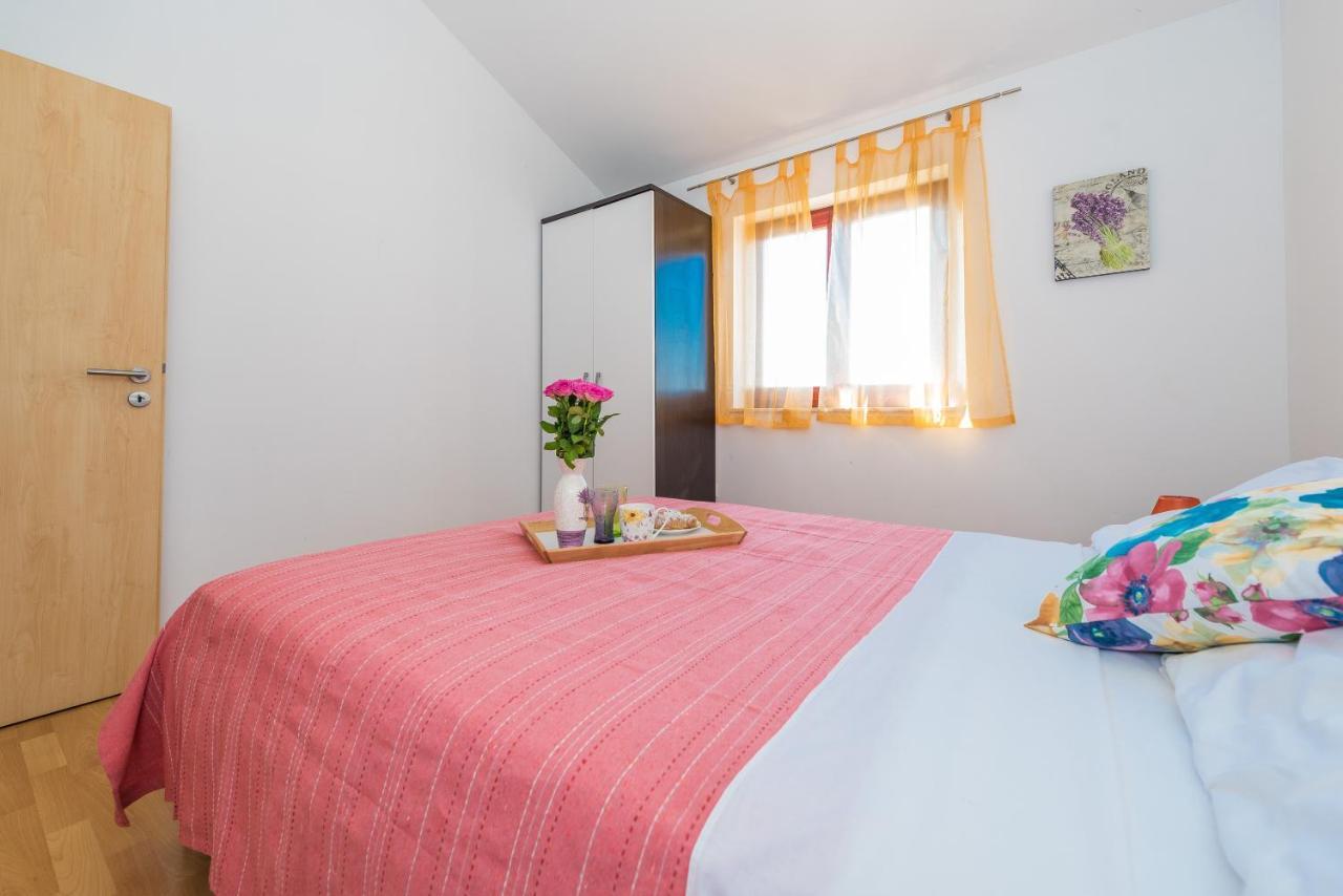 Apartments Blandona Biograd Na Moru Exterior foto