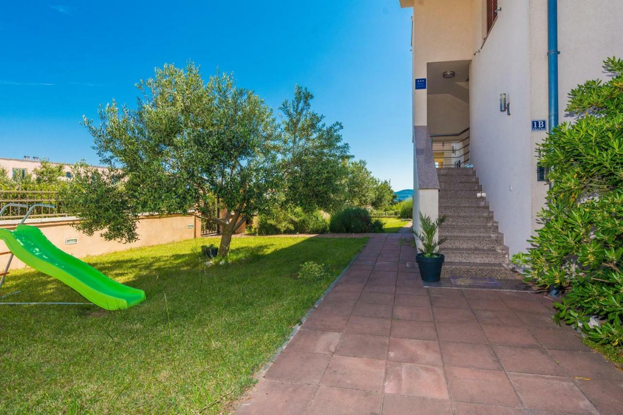 Apartments Blandona Biograd Na Moru Exterior foto